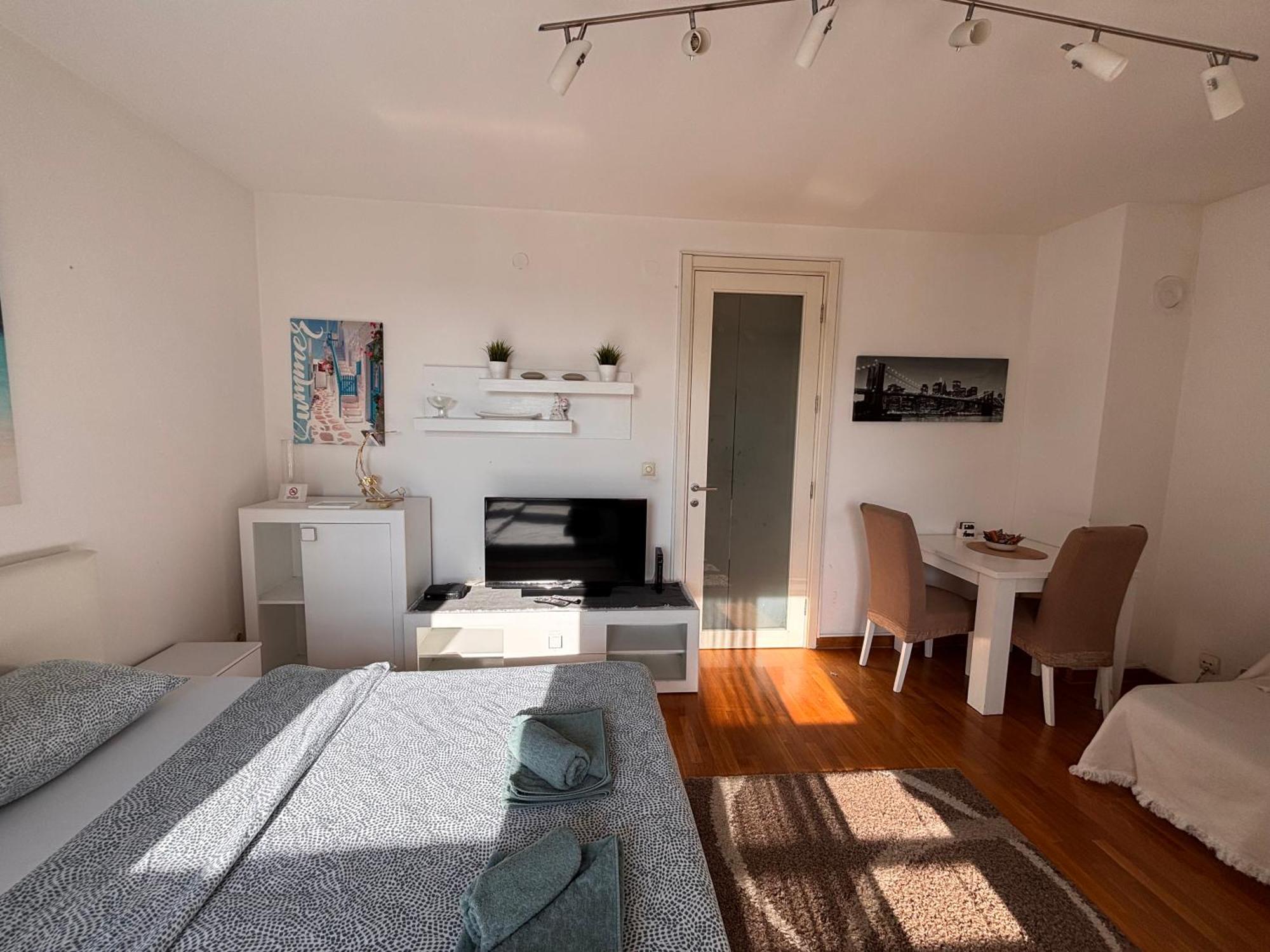 Arena Belgrade Apartment ภายนอก รูปภาพ